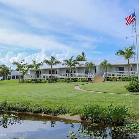The Rivers Edge Motel LaBelle Buitenkant foto