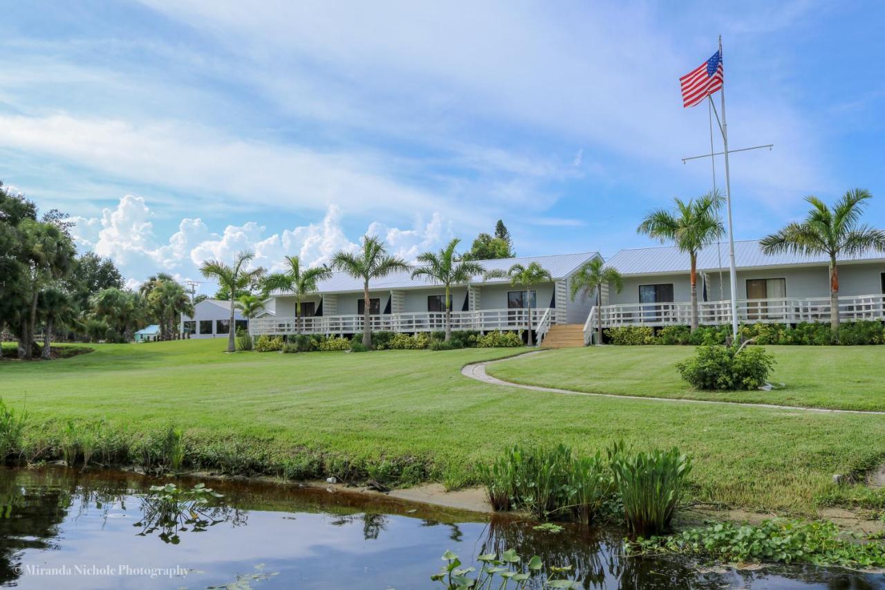 The Rivers Edge Motel LaBelle Buitenkant foto